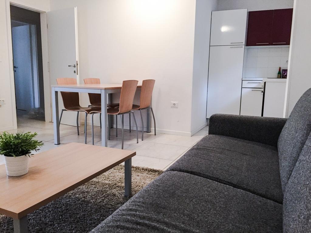 בפורטורוז Apartments Lucija חדר תמונה